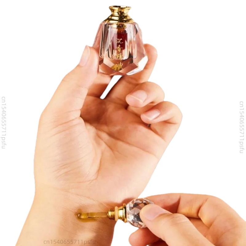 Huile Oud cambodgienne de qual - Sandalwood Perfume Oil avis et prix